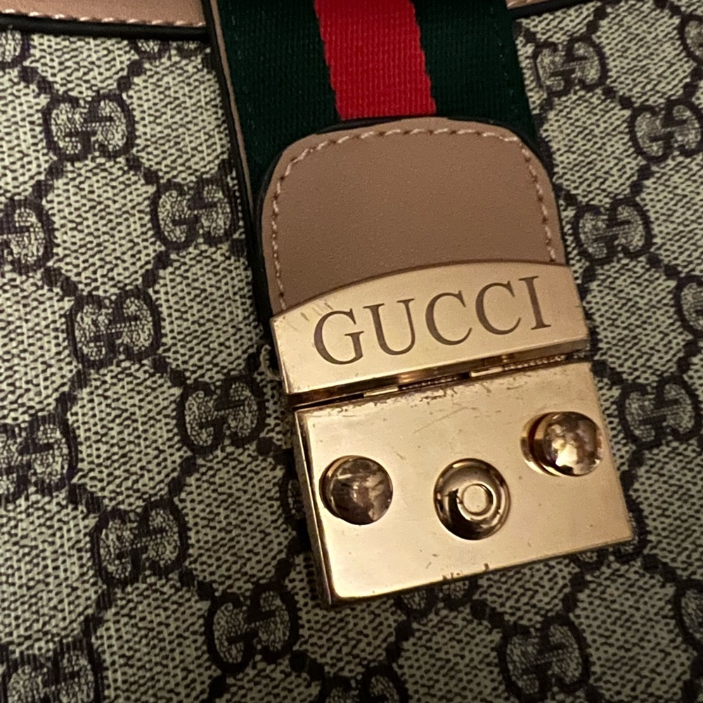 Gucci purse - Picture 5 of 5